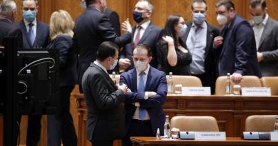 Kölcsönös vádaskodással kezdődött a költségvetési vita a parlamentben