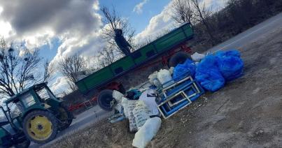 Ablakok, képernyők, drótok: 230 zsák szemét gyűlt Sárvásártól Farnasig