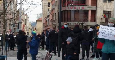 Iohannis, Cîţu és Arafat lemondását követelték Kolozsváron is
