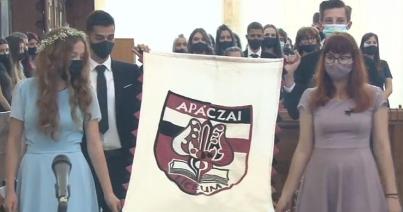 Elballagtak az Apáczai-líceum végzősei
