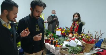 Igazi paradicsomok nyomában, könyvek és piaci asztalok között