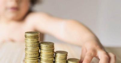 Szenátus: januártól nőjön a gyermeknevelési pótlék