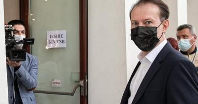 Bukott politikusok országa