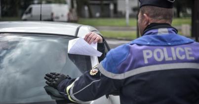 Hétfőtől éjszakai kijárási tilalom, zárnak a bárok, tiltottak a magánrendezvények
