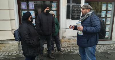 A forradalom helyszíneire kalauzolt Tiberiu Fărcaş újságíró