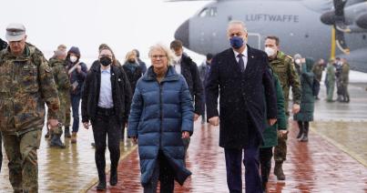 A Kogălniceanu légi támaszpontra látogatott a német védelmi miniszter