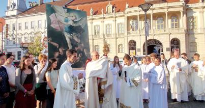 Úrnapi főünnep – ismét hagyományos körmenettel a Főtéren