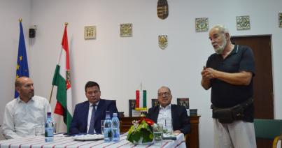 Kolozsváron is bemutatták  Alföldi László főkonzul könyvét