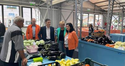 Megnyitották a felújított nagyenyedi piacot