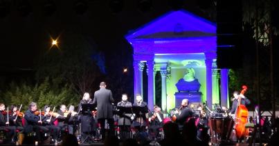 VIDEÓ - Klasszikus zenei koncert a Házsongárdi temetőben