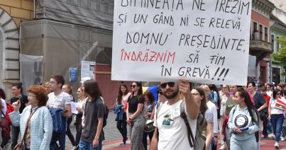 Tanügyi sztrájk: hétfőn 10 órára vár választ a tüntetőktől a kormány az ajánlataira