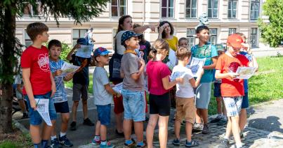 Felfedezős, játékos kalandozás a Mikó-kertben