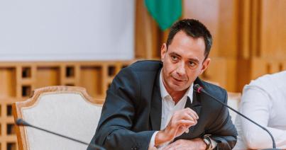 Felelősséget vállal a kormány  intézkedéscsomagjukért