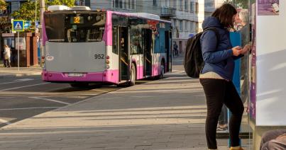 A jegyautomatáknál már meghosszabbíthatók az ingyenes diákbérletek