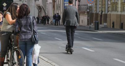 Kötelezővé válhat az e-rollerek és -biciklik felelősségbiztosítása