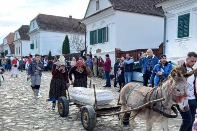 szamaras-szekeres felvonulás Torockó