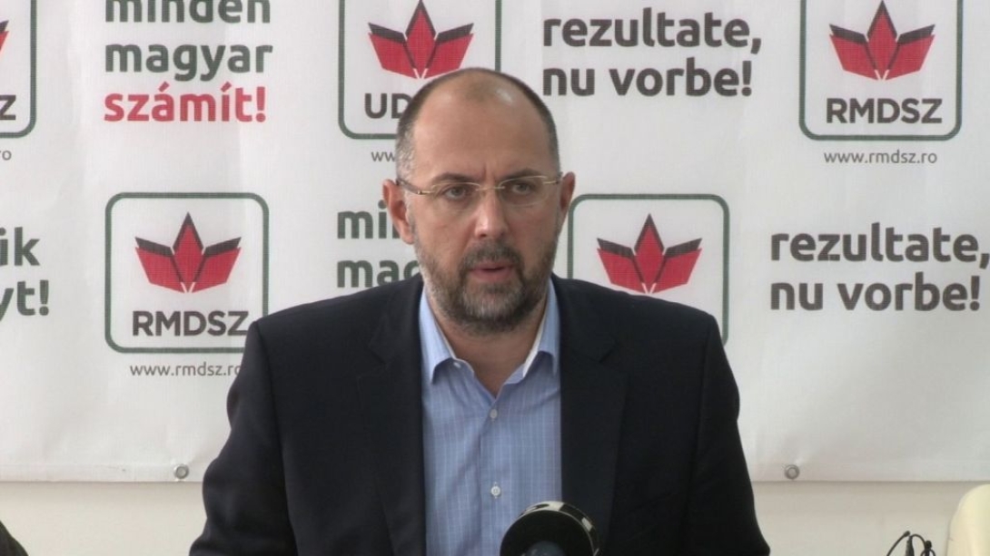 Megdöbbenésének adott hangot az RMDSZ a marosvásárhelyi katolikus gimnáziummal kapcsolatos bűnügyi eljárás miatt