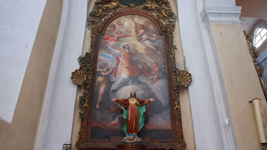 Újabb restaurált oltárkép a Piarista templomban