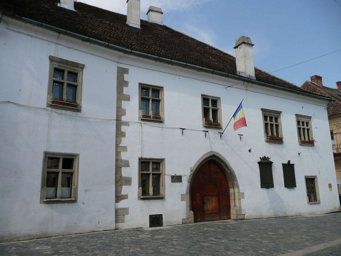 Egy hónapig látogatható a Mátyás-ház
