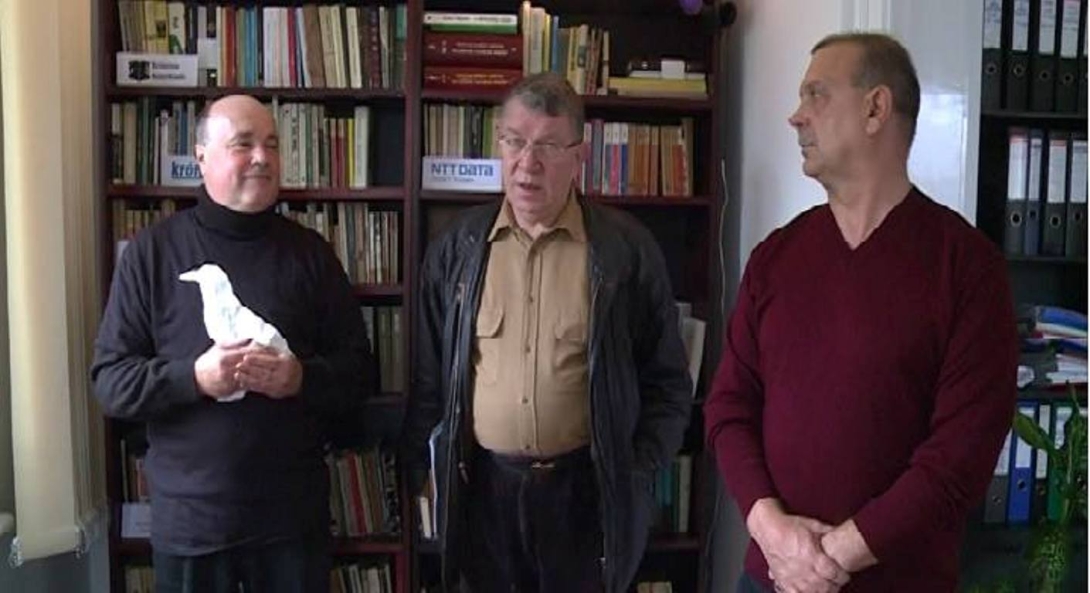 Felavatták a Fehér Hollók Román-Magyar Könyvtárát