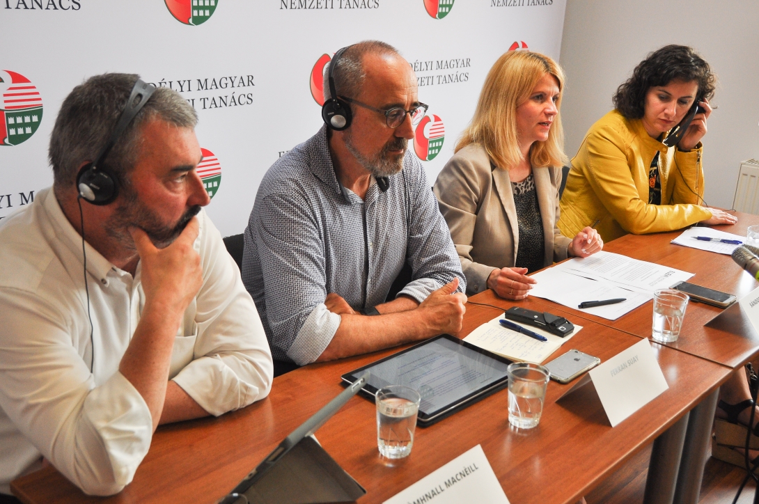 ELEN: őrködni kívánnak a magyarság nyelvi jogai felett