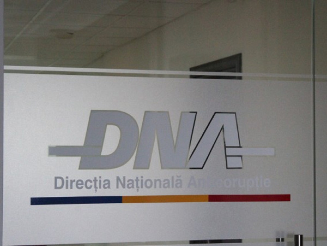 Négyen pályáznak a DNA élére