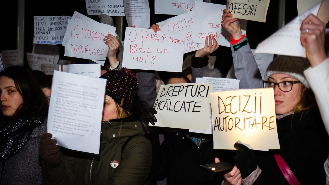 „Közös sérelem egyetemünk vezetőinek autokrata viselkedése”
