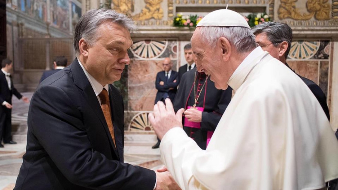 Adevărul: Orbán Viktor fogadja a pápát Csíksomlyón – Budapest cáfol