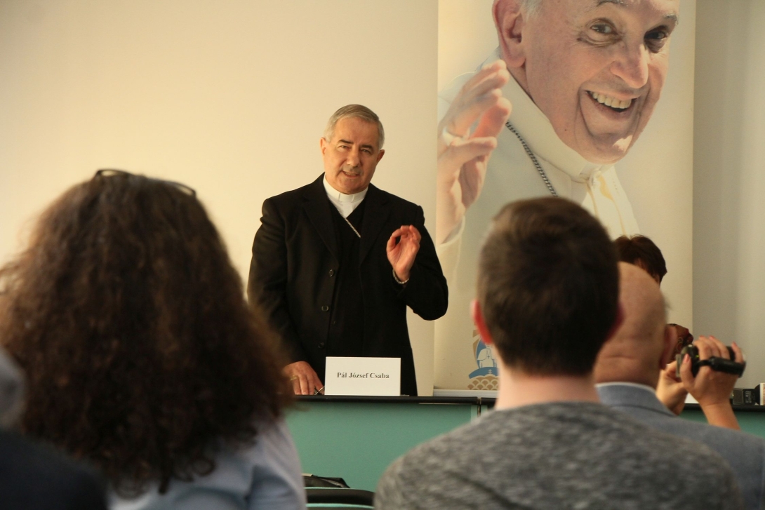 Közösségünkben is hídépítő lehet a Pontifex Maximus