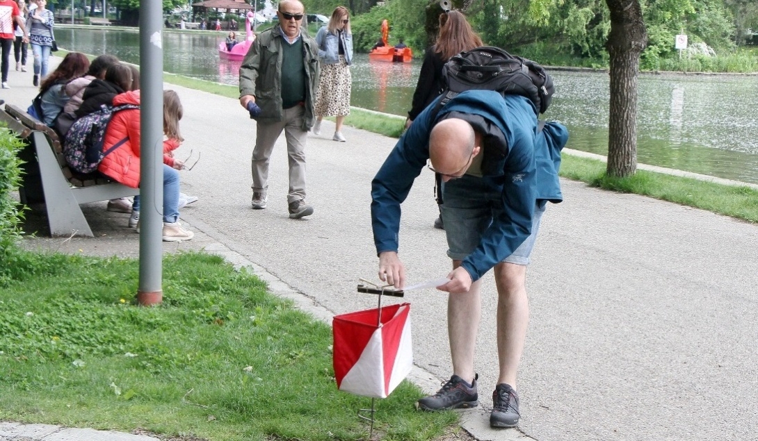 Tájékozódva mozogni tudni és akarni kell