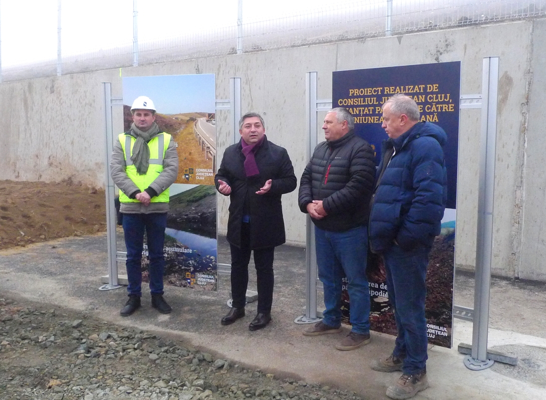Gyepes földréteg borítja a pataréti hulladéktárolót