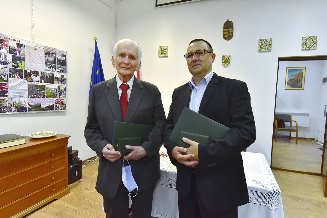 Zenetudós és mezőségi hagyományőrző elismerése