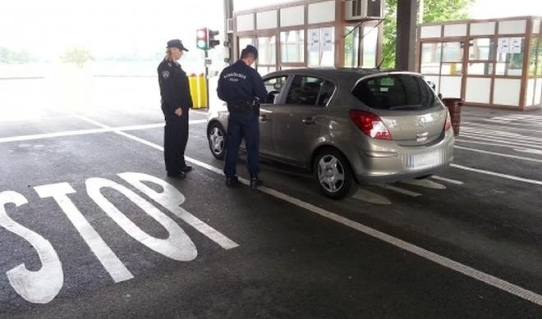 Továbbra is átutazhatnak Magyarországon a román állampolgárok