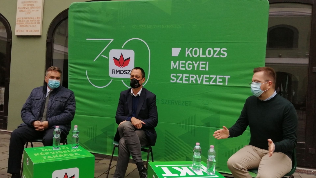 Két Botondot és egy Attilát küldenénk a parlamentbe