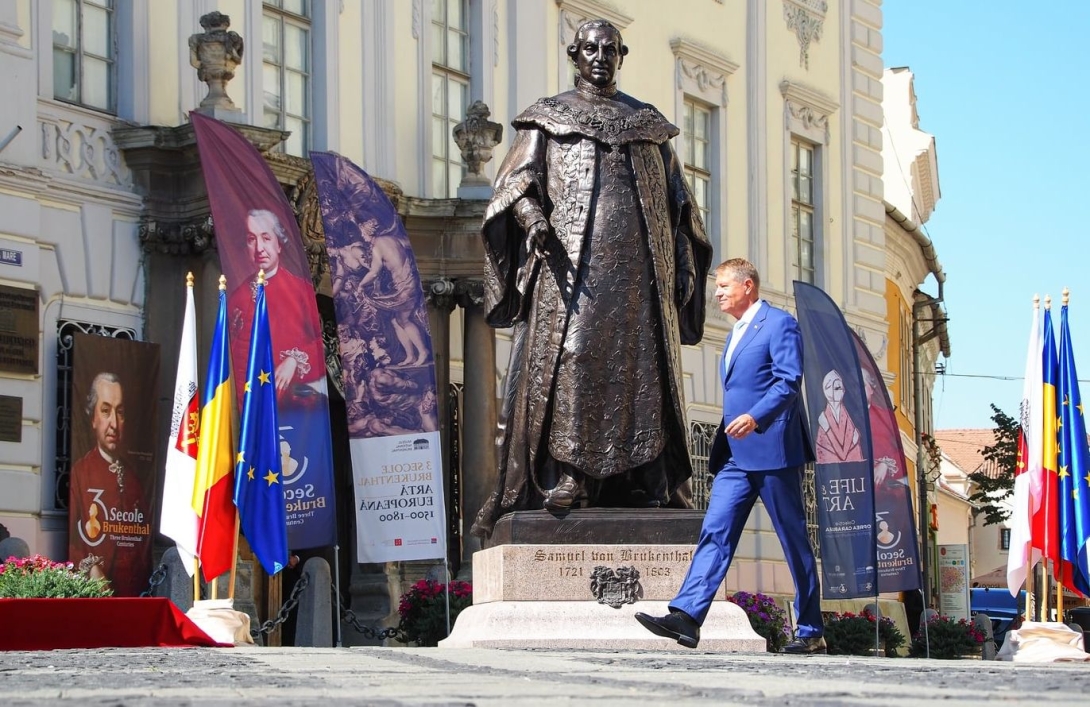 Egy báró szobra
