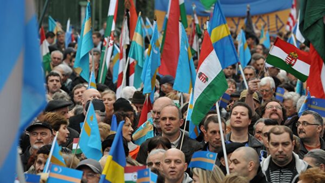 A kétkezi fejszámoló és a hétfejű magyar