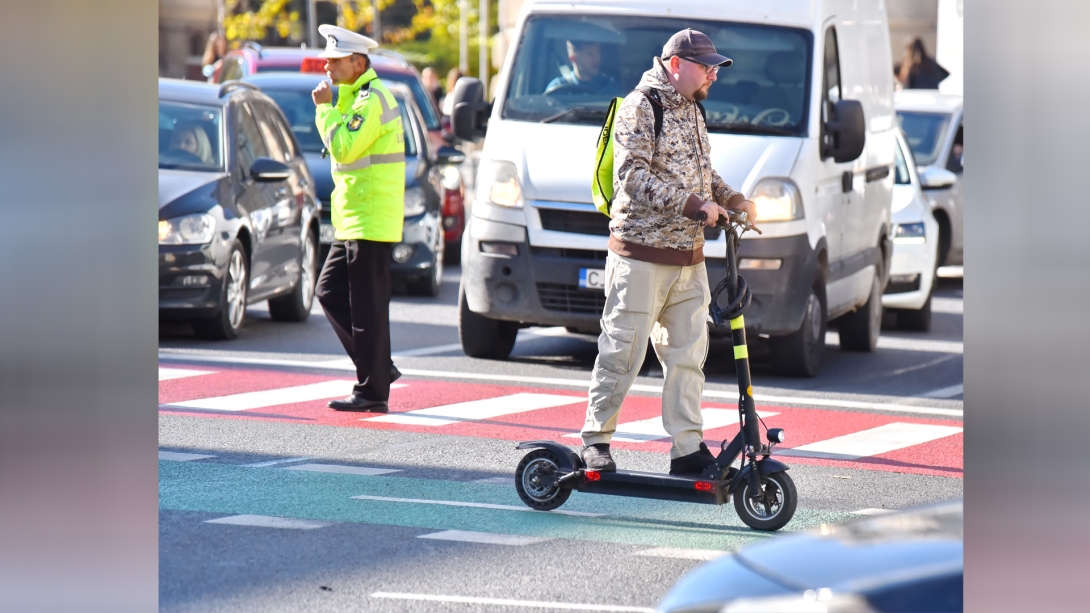 Elszállíthatják a szanaszét hagyott elektromos rollereket
