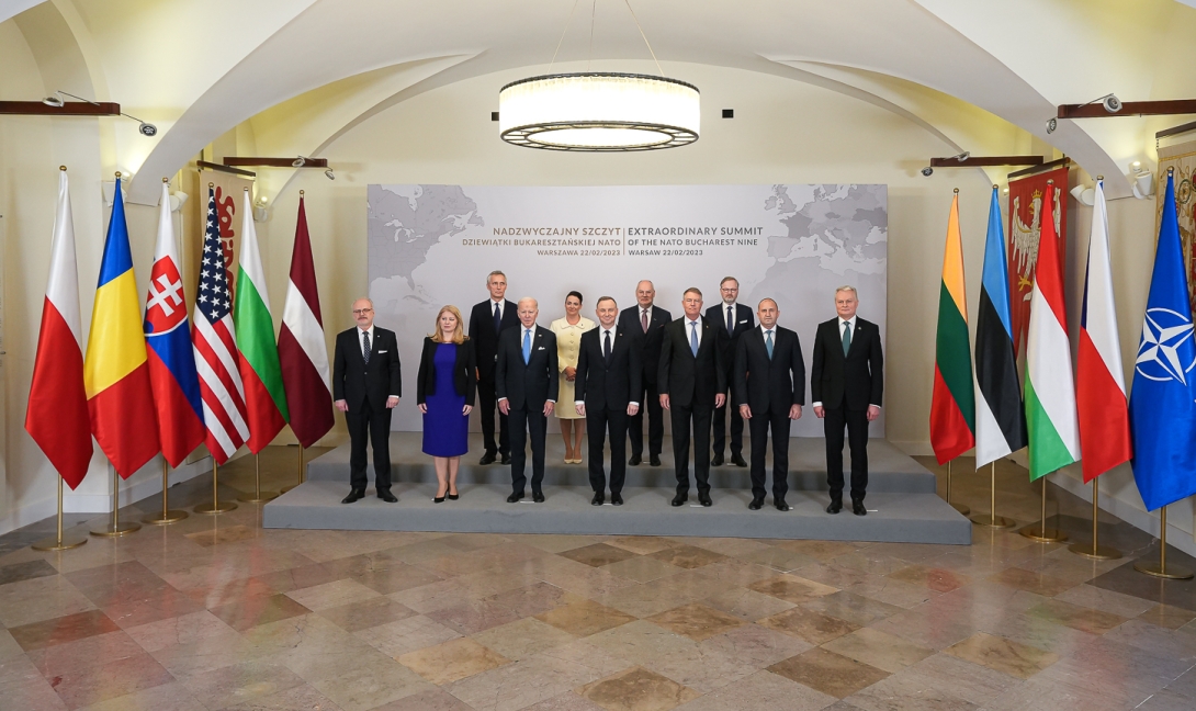 Iohannis: fenn kell tartani az amerikai katonai jelenlétet a térségben
