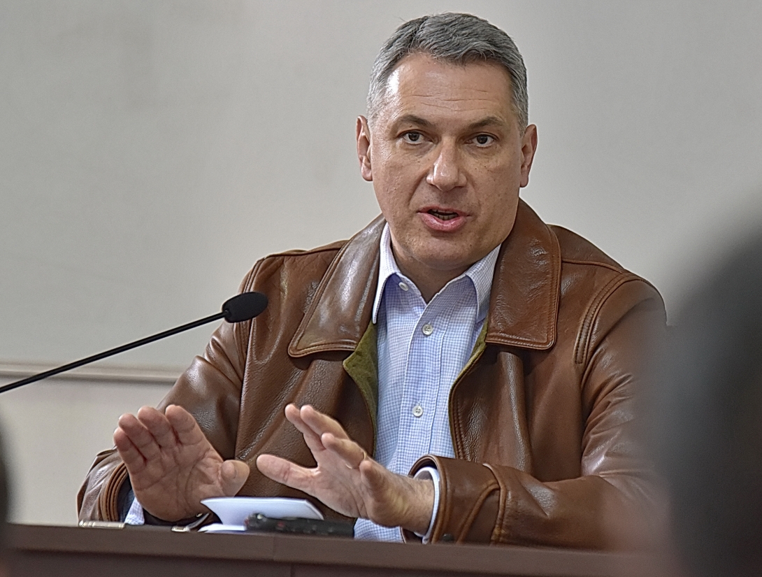 Lázár János: stratégia, hogy a határon túli magyarok versenyképesek legyenek