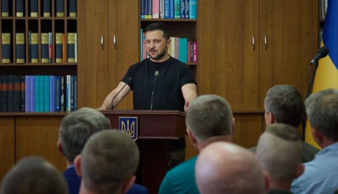 Beregszászon járt az ukrán elnök: magyarokkal is találkozott
