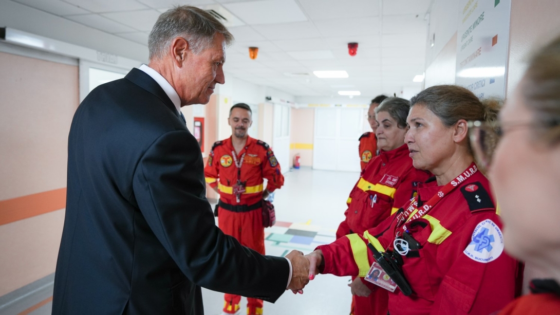 Iohannis felkereste a crevediai robbanás sérültjeit a kórházban