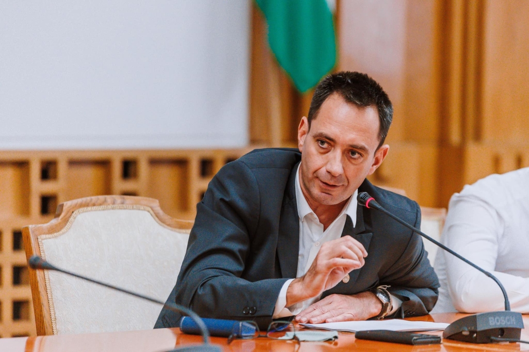 Felelősséget vállal a kormány intézkedéscsomagjukért