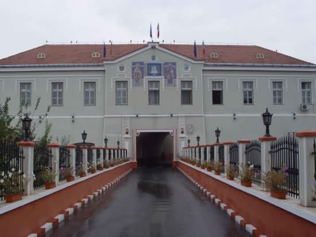 Látni, hallani, tanulni